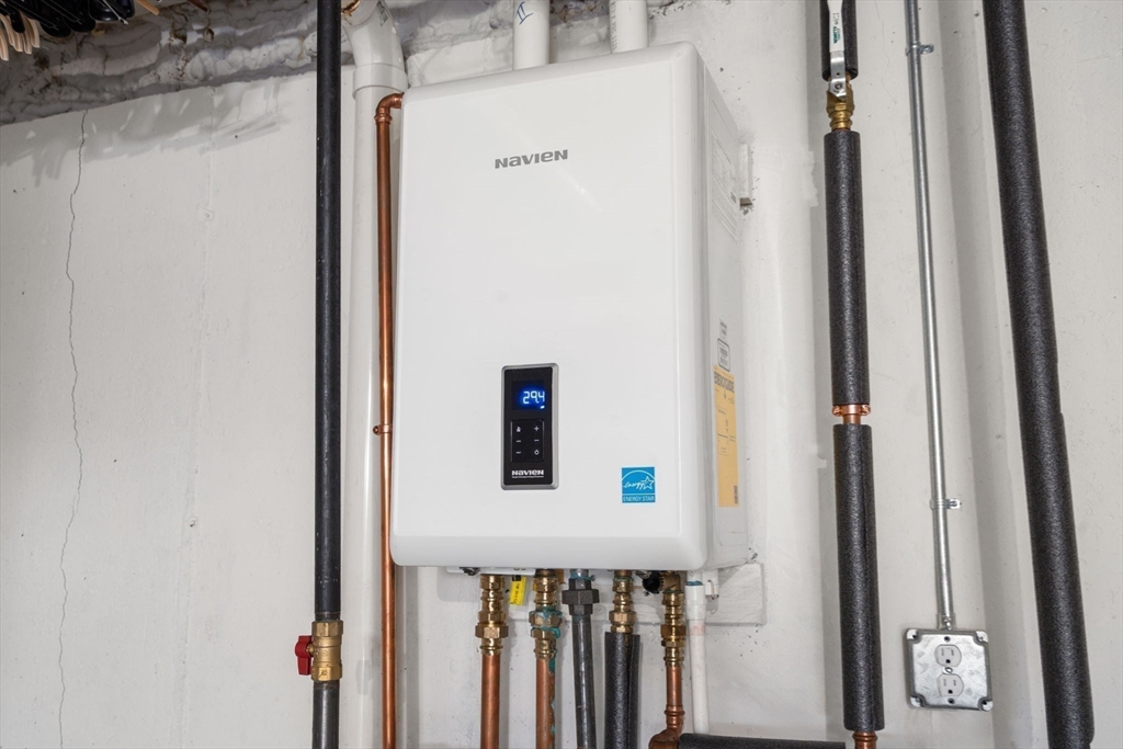 23 Chickatawbut St # 2