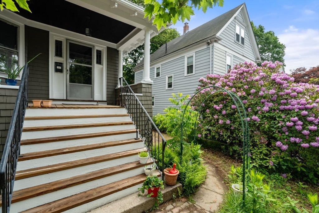 51 Manthorne Rd.