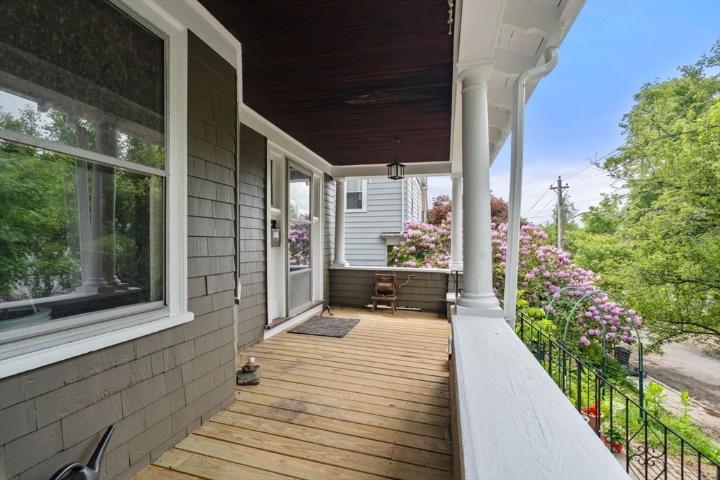51 Manthorne Rd.
