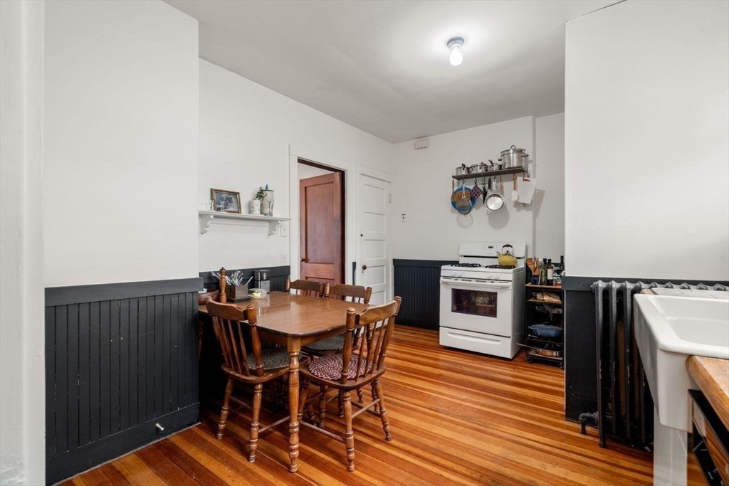 51 Manthorne Rd.