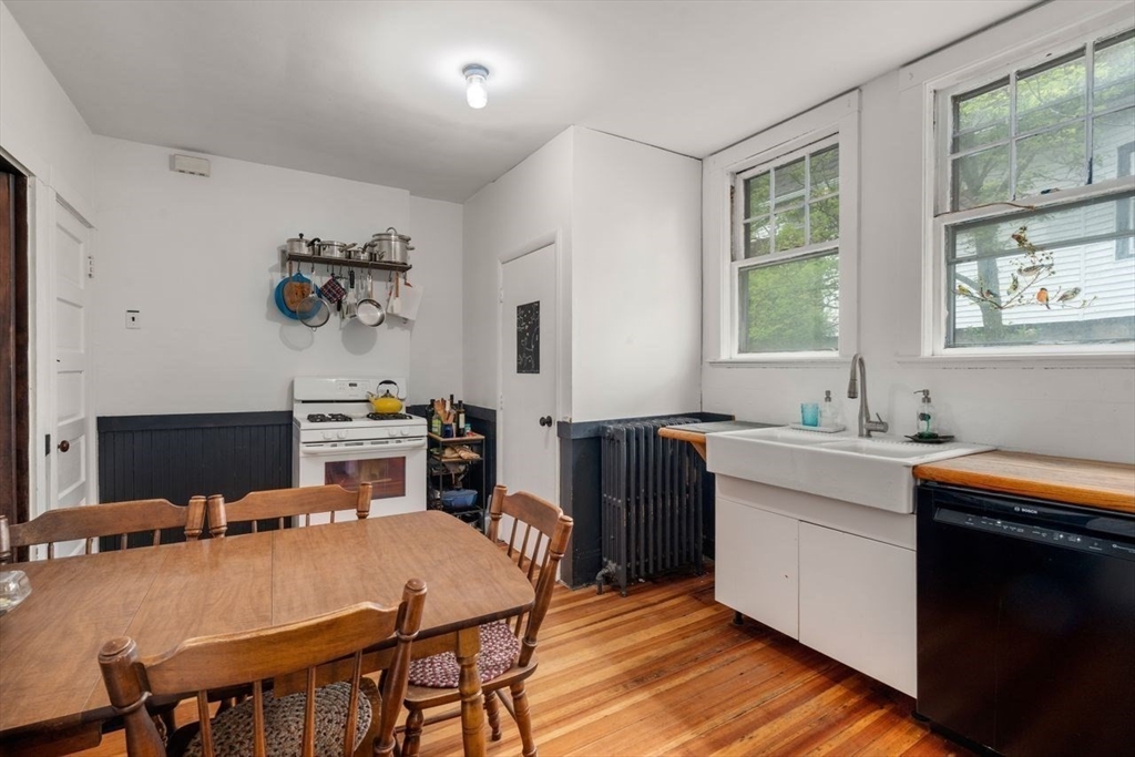 51 Manthorne Rd.