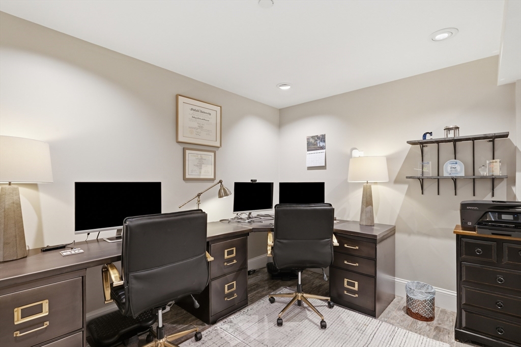106 Bridge St # 2