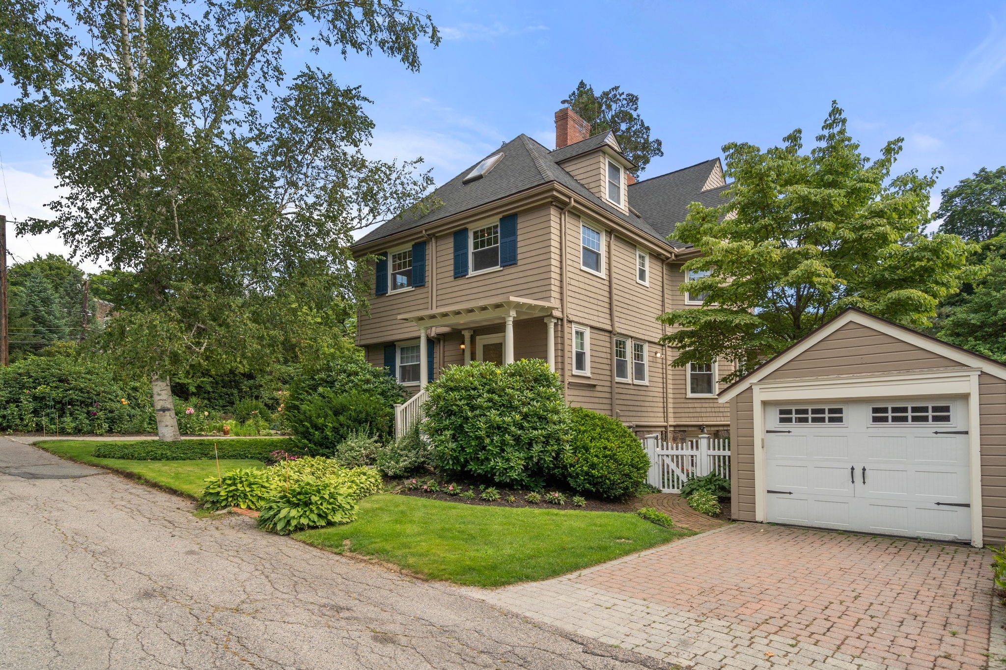 105 Randolph Ave