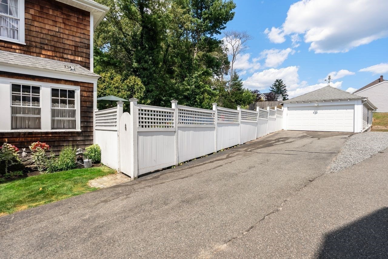 45 Wendell Park