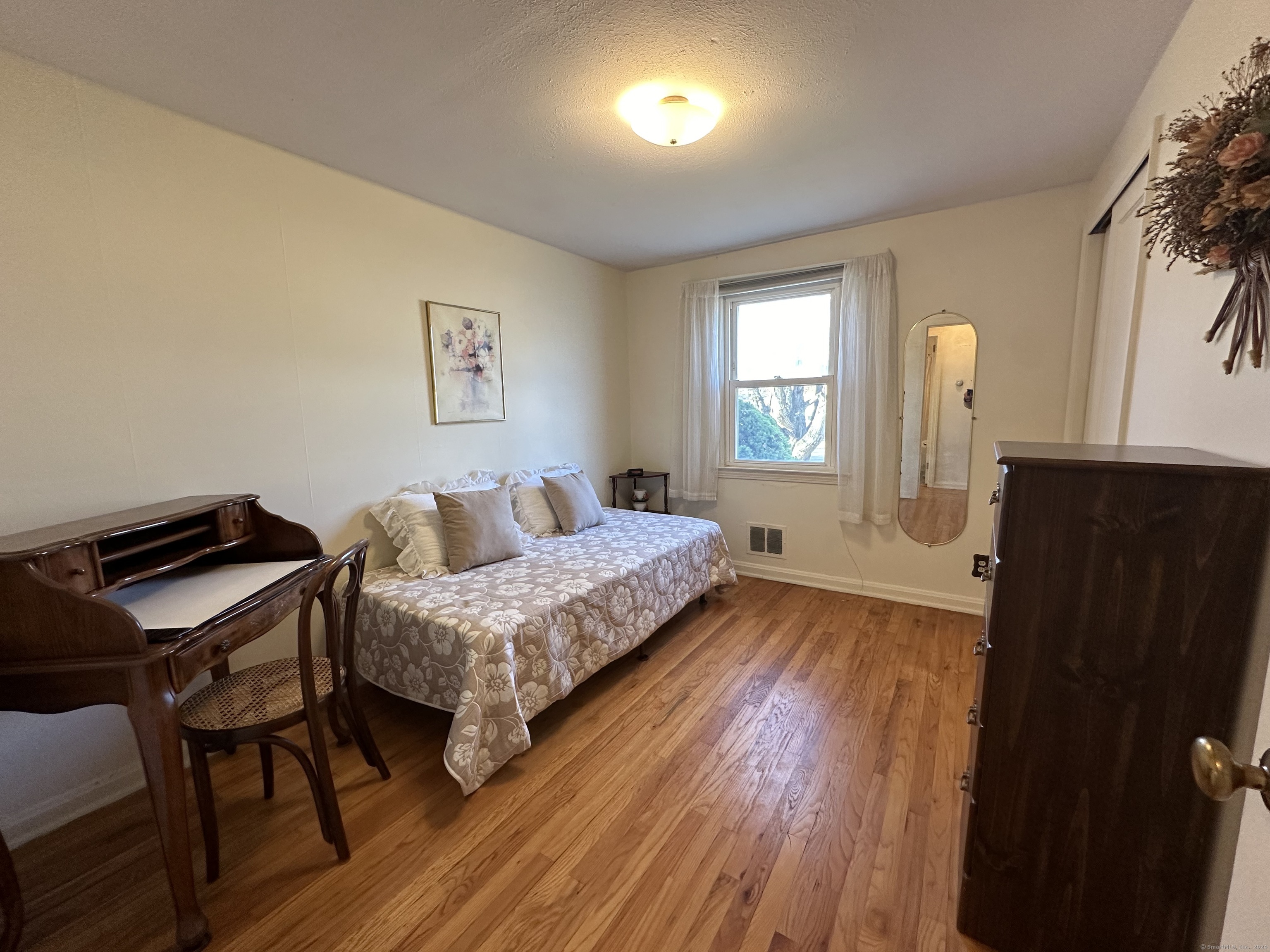 82 Wright Road