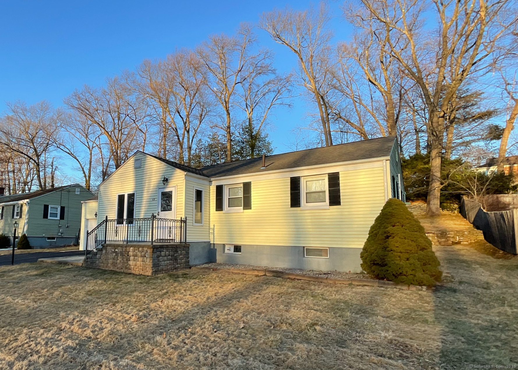 68 Westlook Road