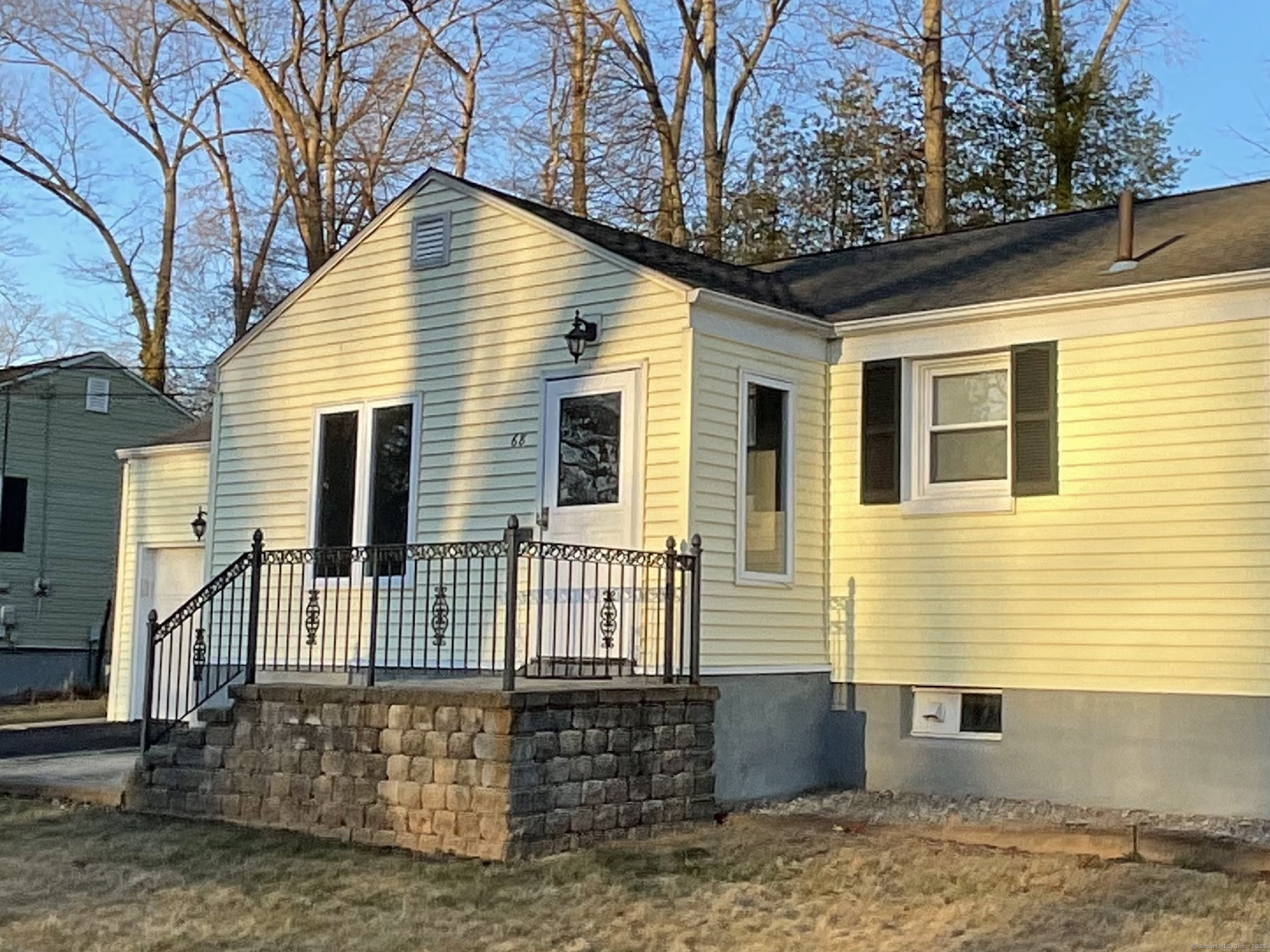 68 Westlook Road