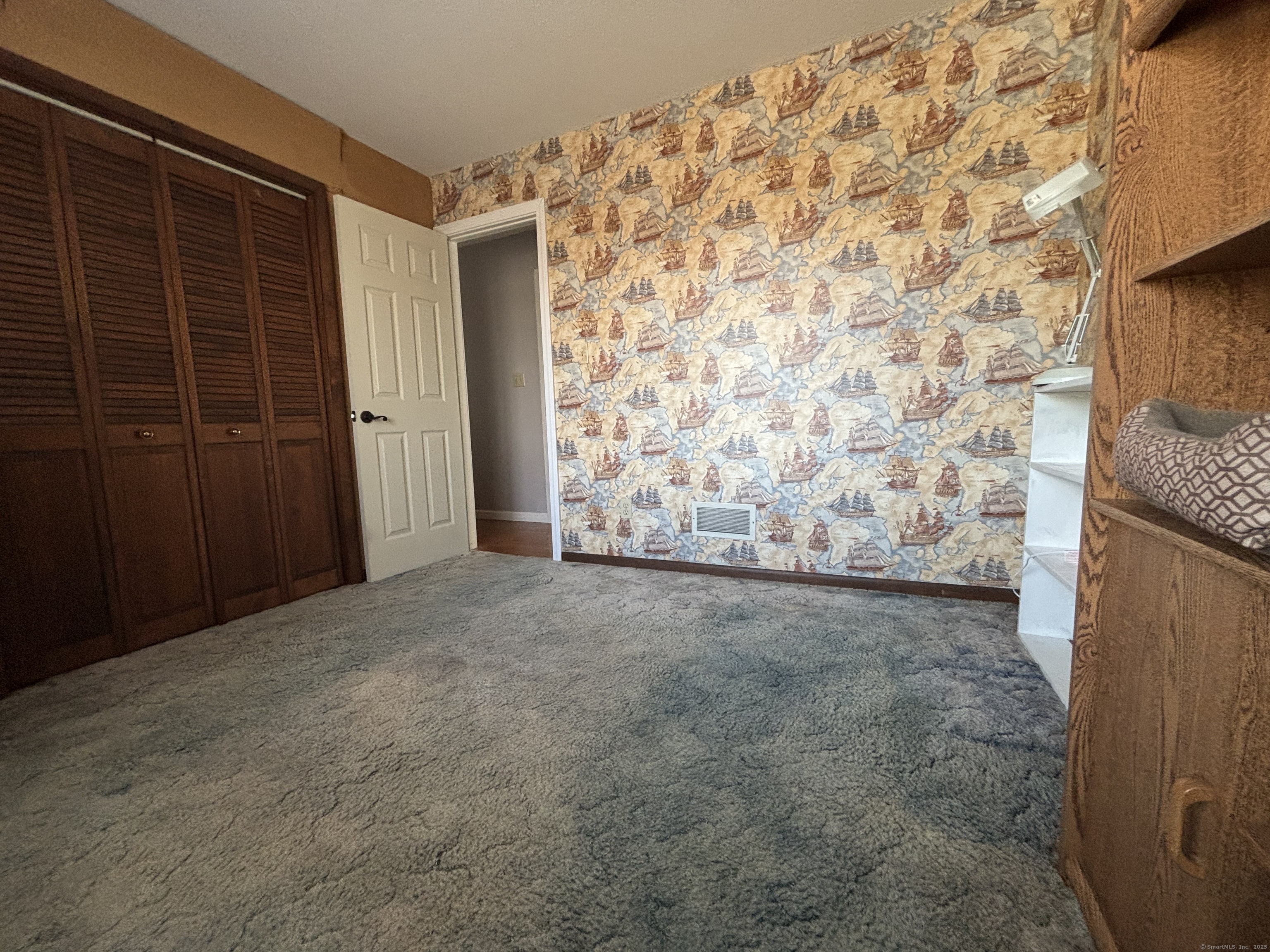 2520 Mountain Road