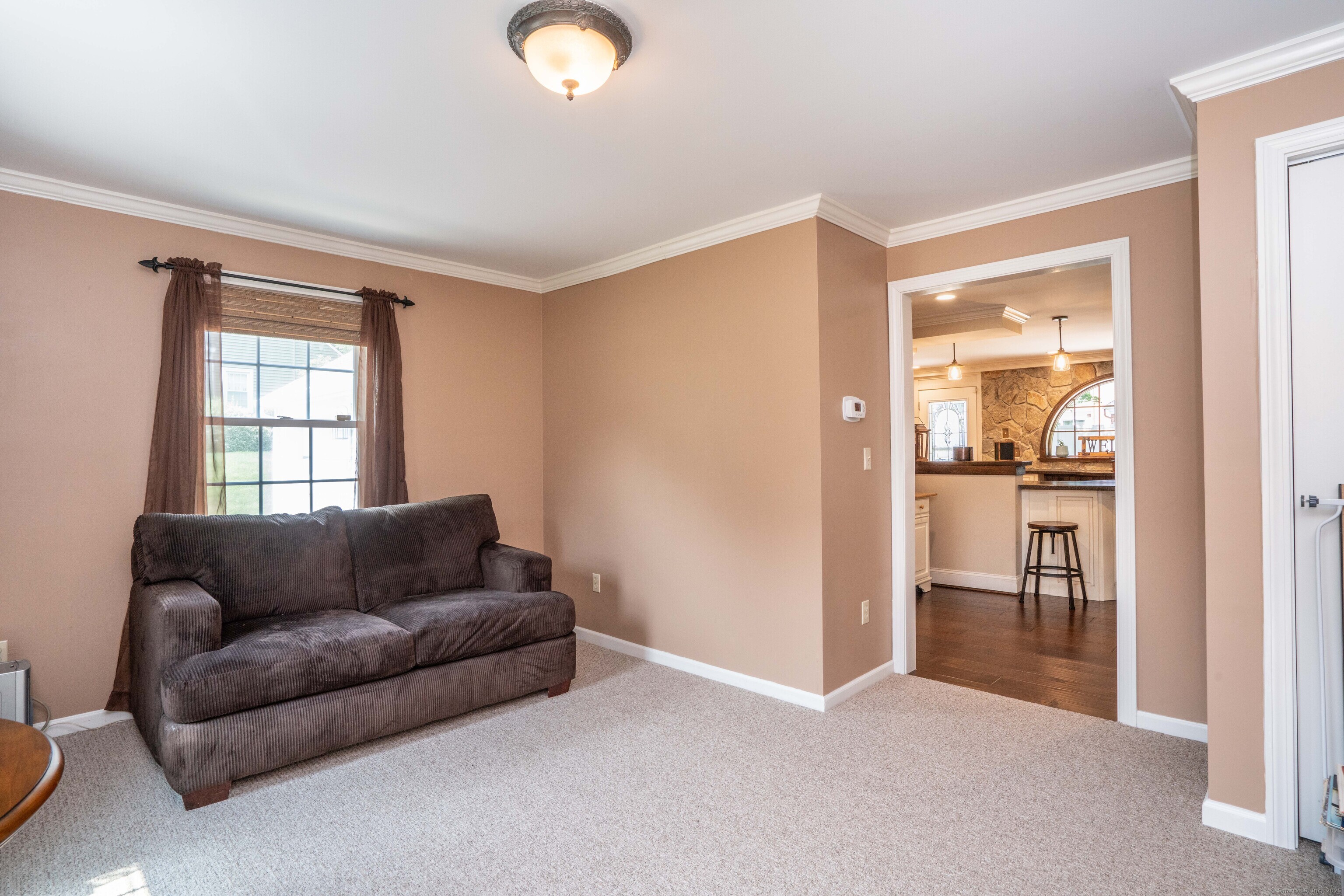 25 Brookside Road