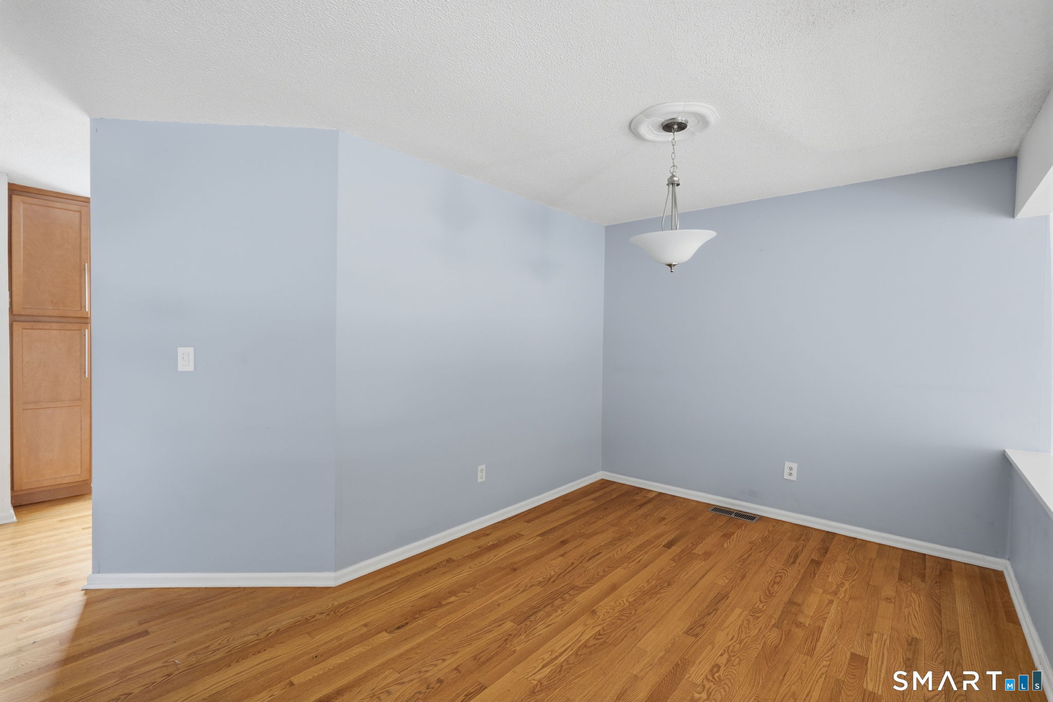 73 Metacomet Drive 73