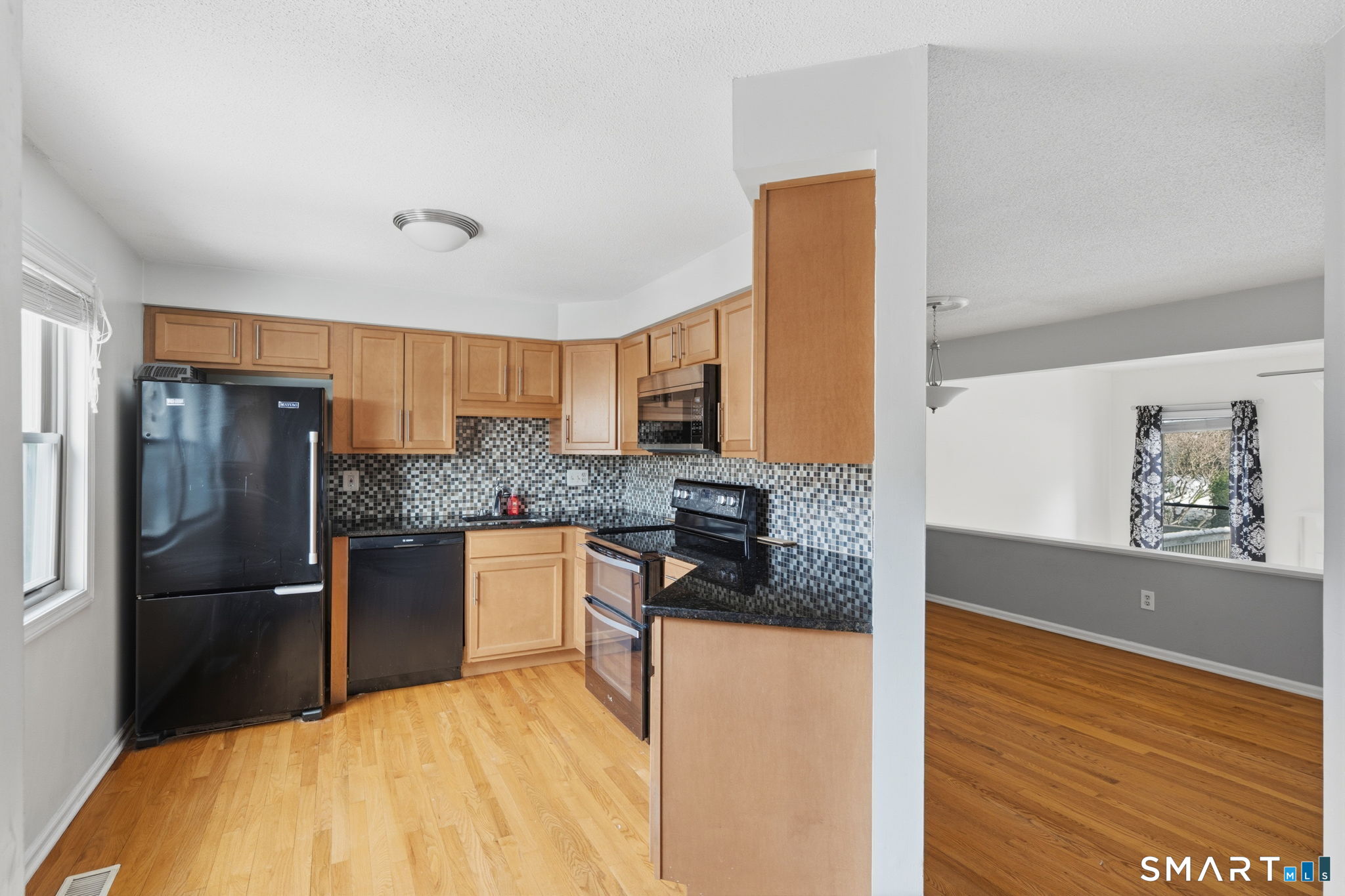 73 Metacomet Drive 73