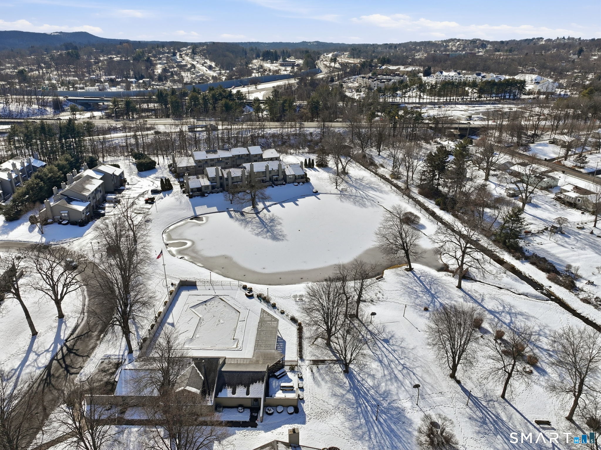 73 Metacomet Drive 73