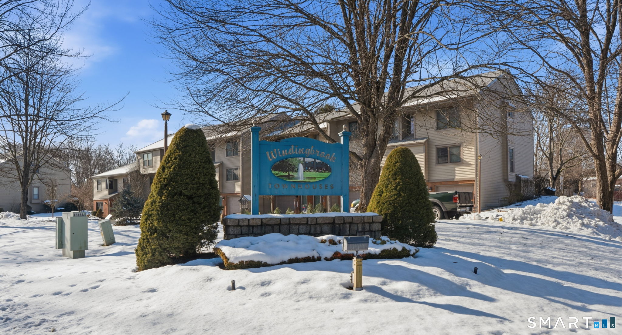 73 Metacomet Drive 73