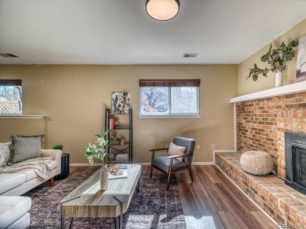 16602 E Gunnison Place