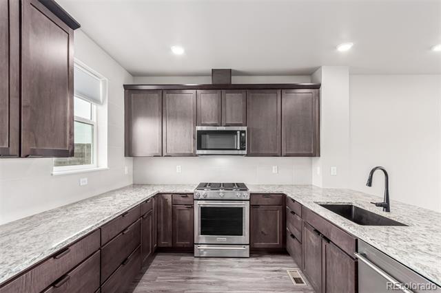 2835 W 69th Avenue