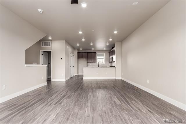 2835 W 69th Avenue