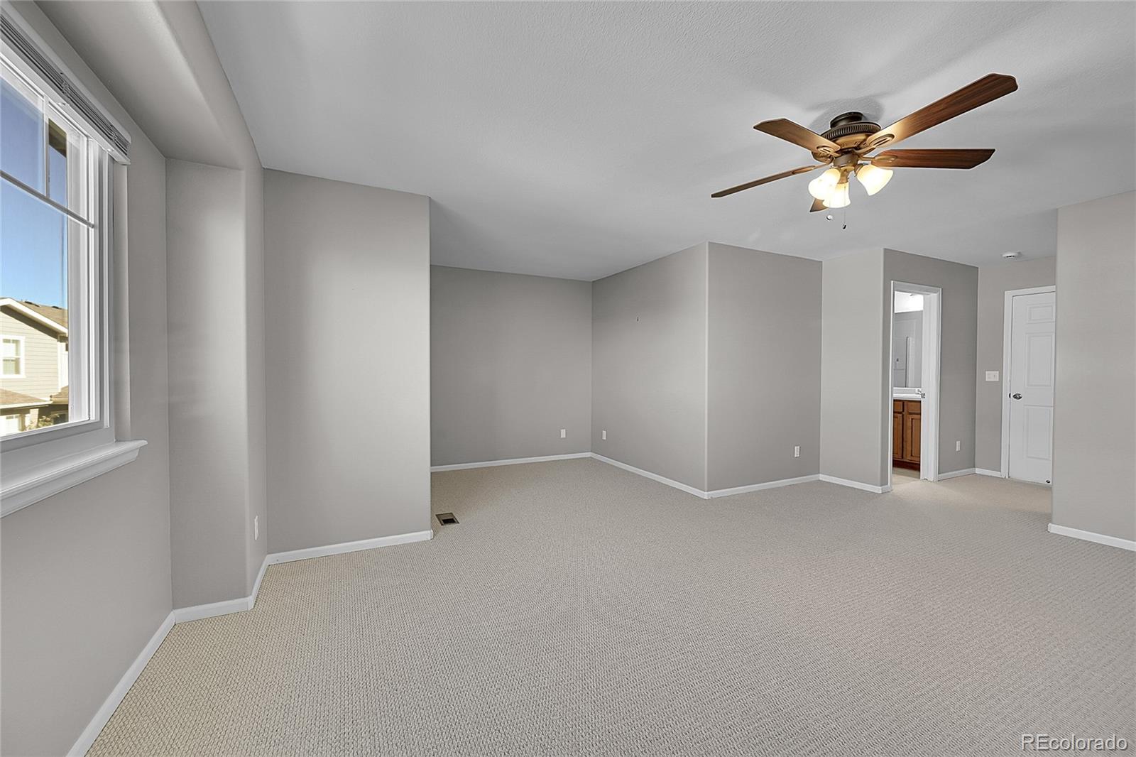 10533 Paris Street Unit: 606