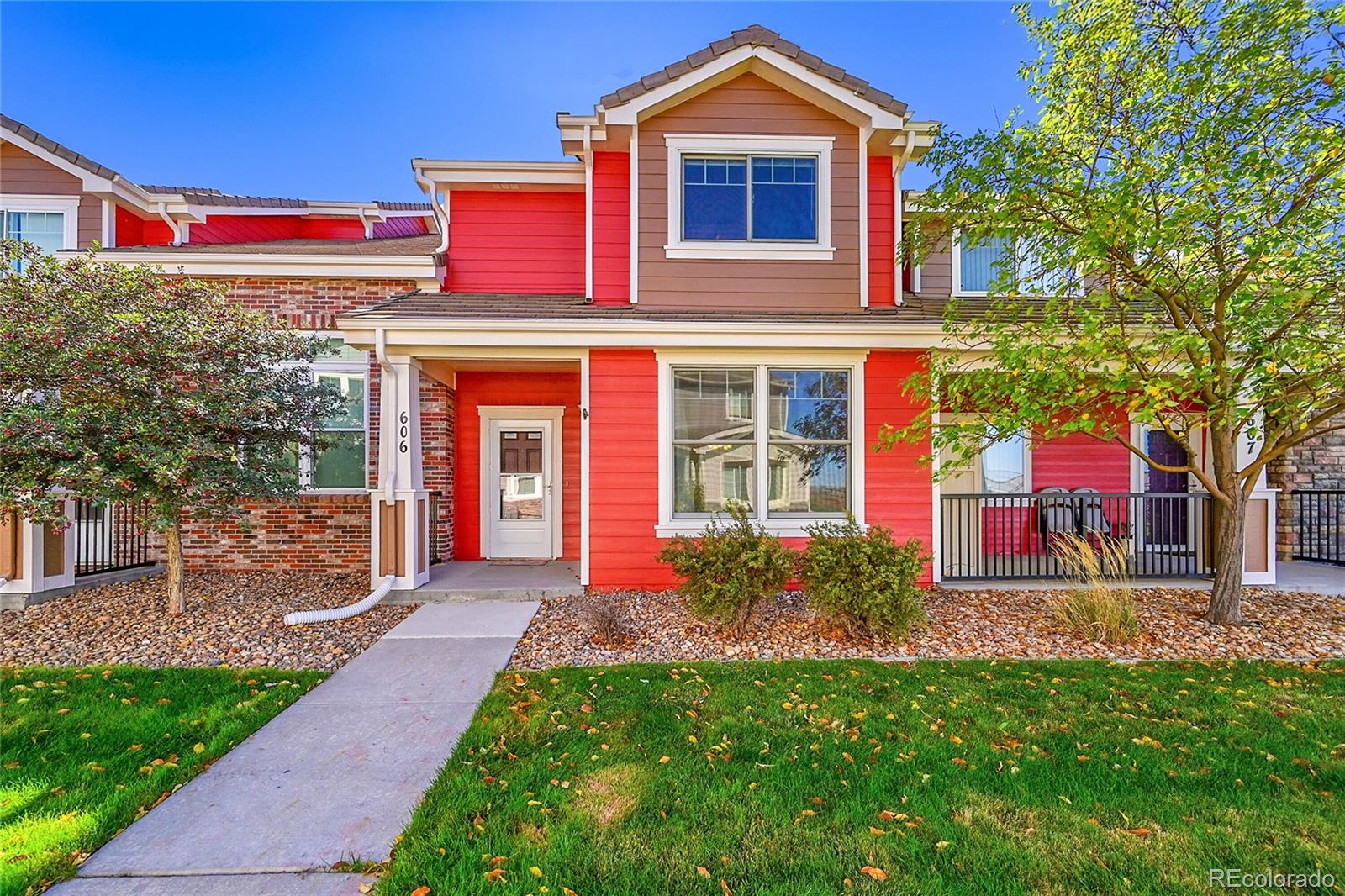 10533 Paris Street Unit: 606