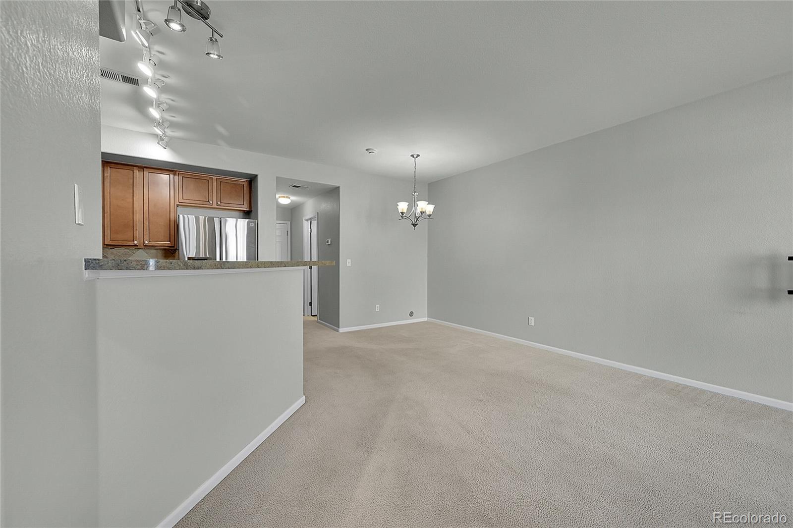 10533 Paris Street Unit: 606