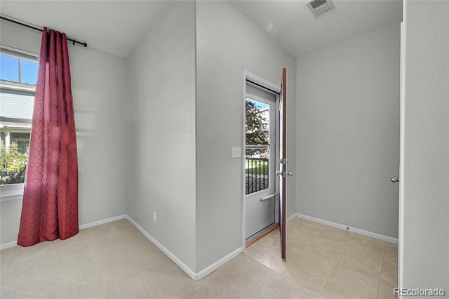 10533 Paris Street Unit: 606