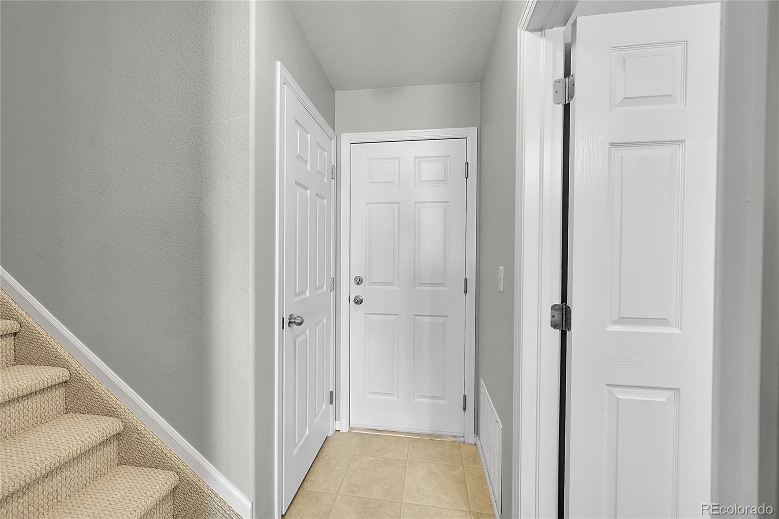 10533 Paris Street Unit: 606