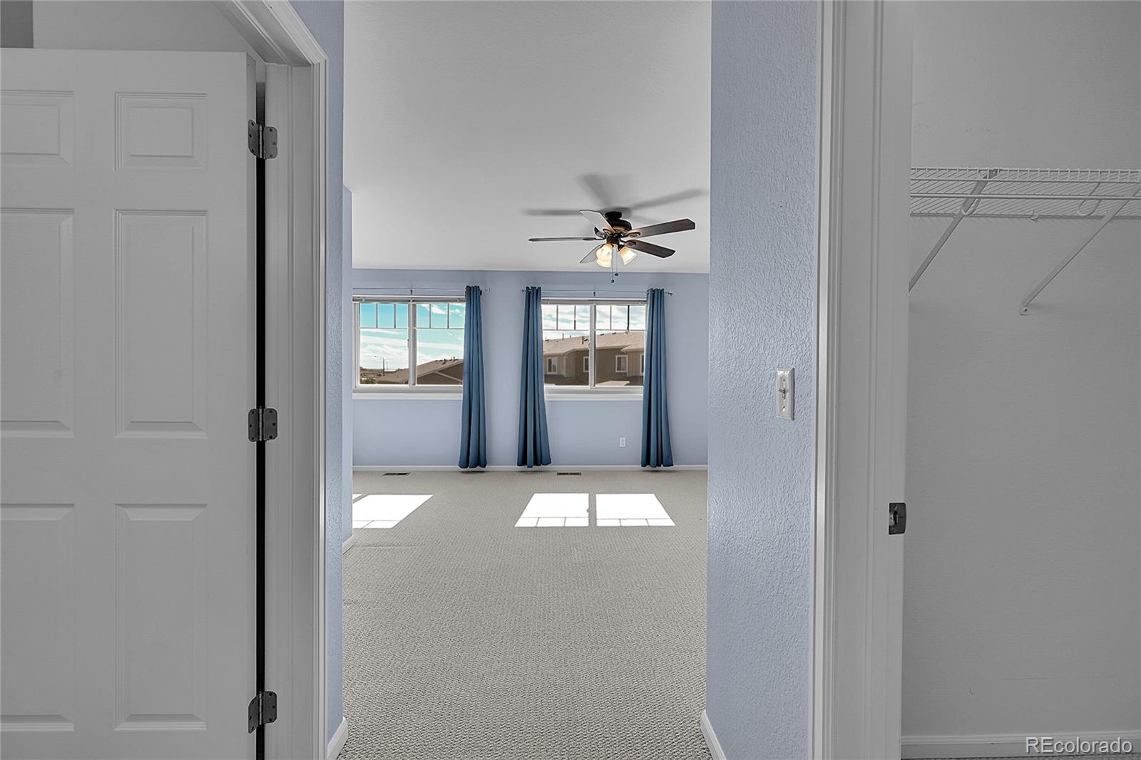10533 Paris Street Unit: 606