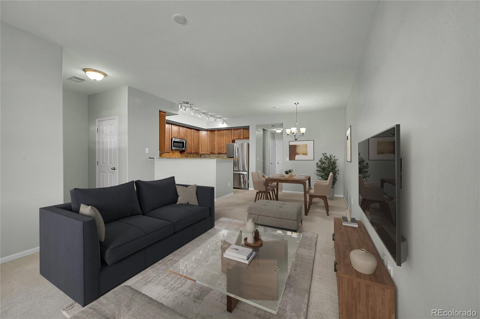 10533 Paris Street Unit: 606