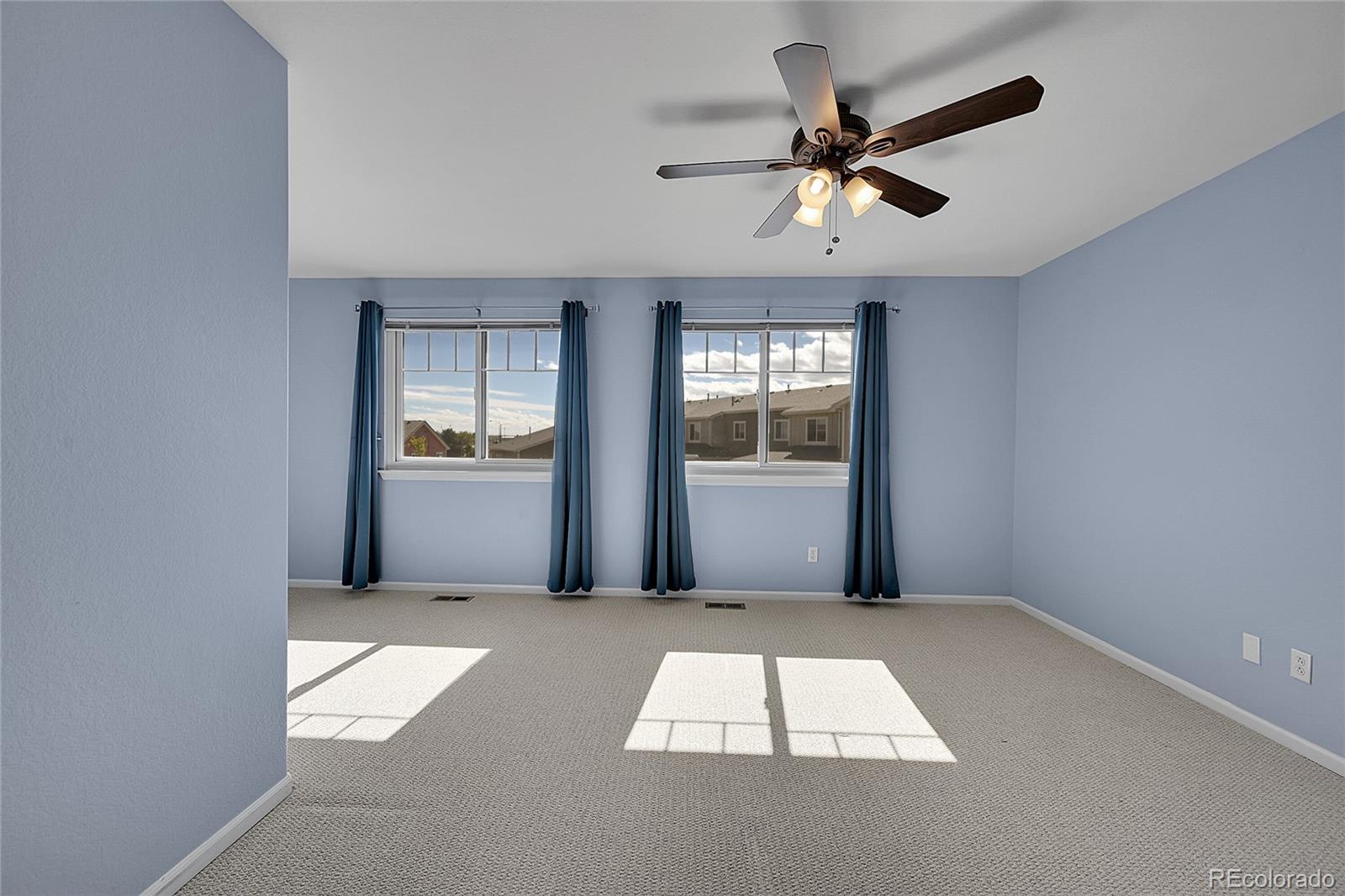10533 Paris Street Unit: 606