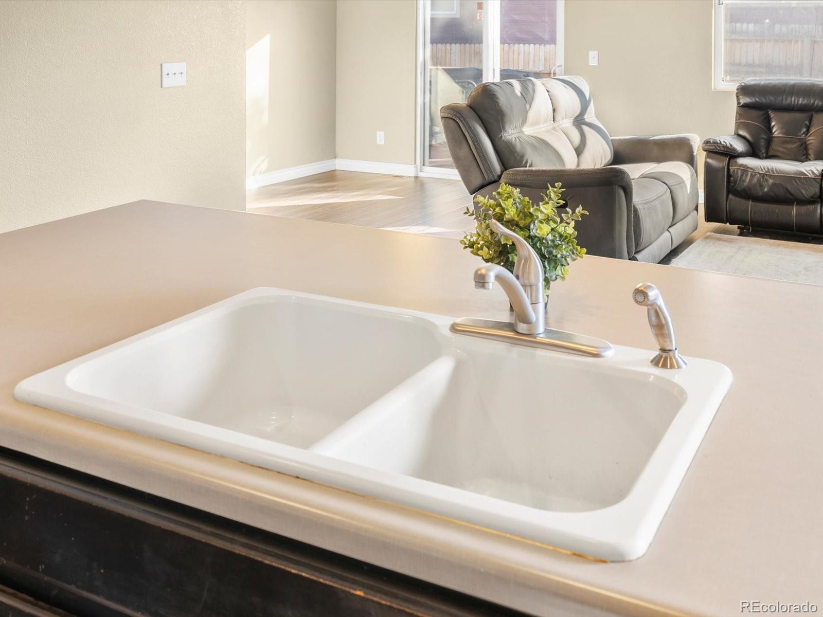 516 Columbine Avenue