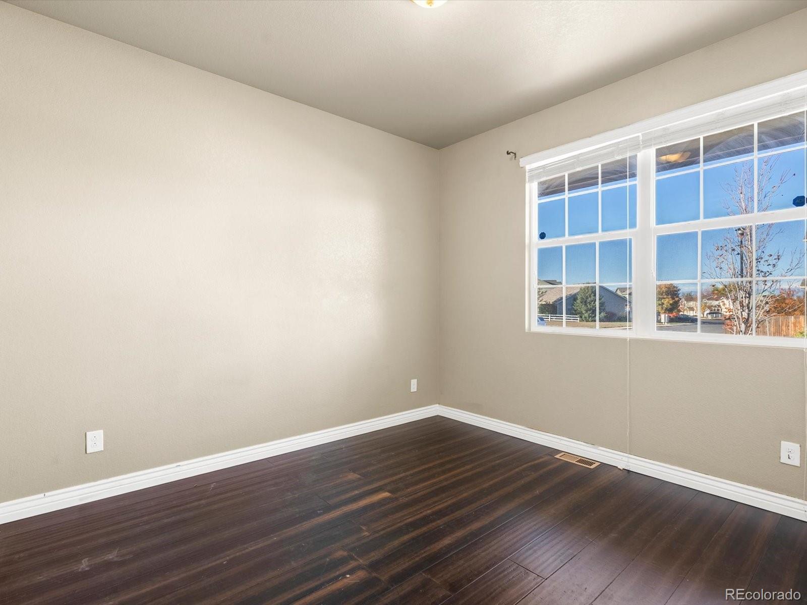 516 Columbine Avenue