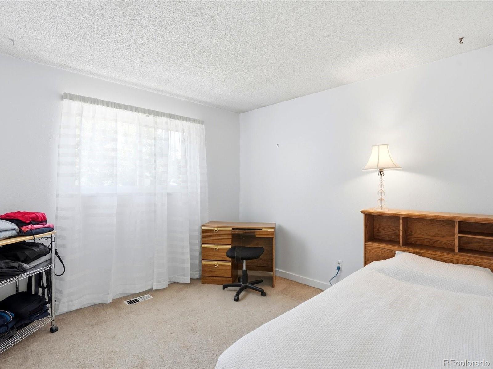 5910 W 108th Place