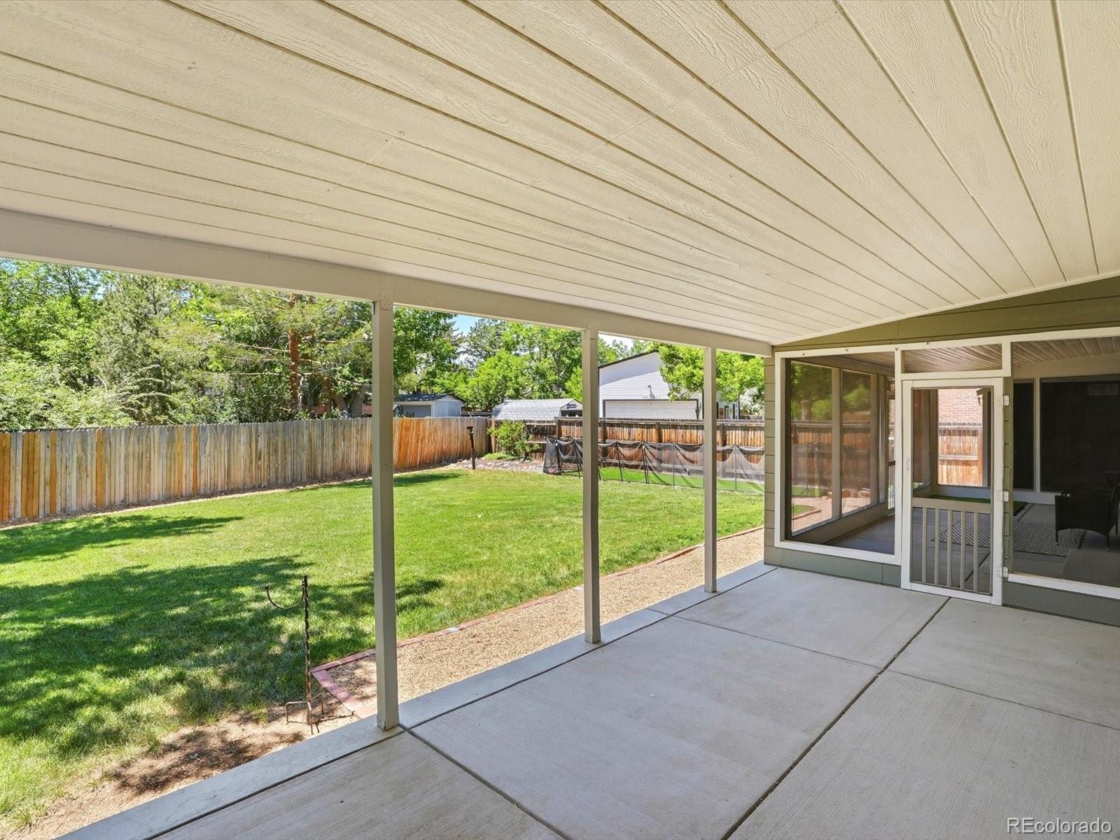 5910 W 108th Place