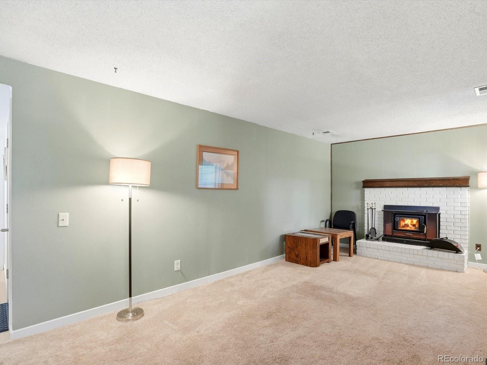5910 W 108th Place