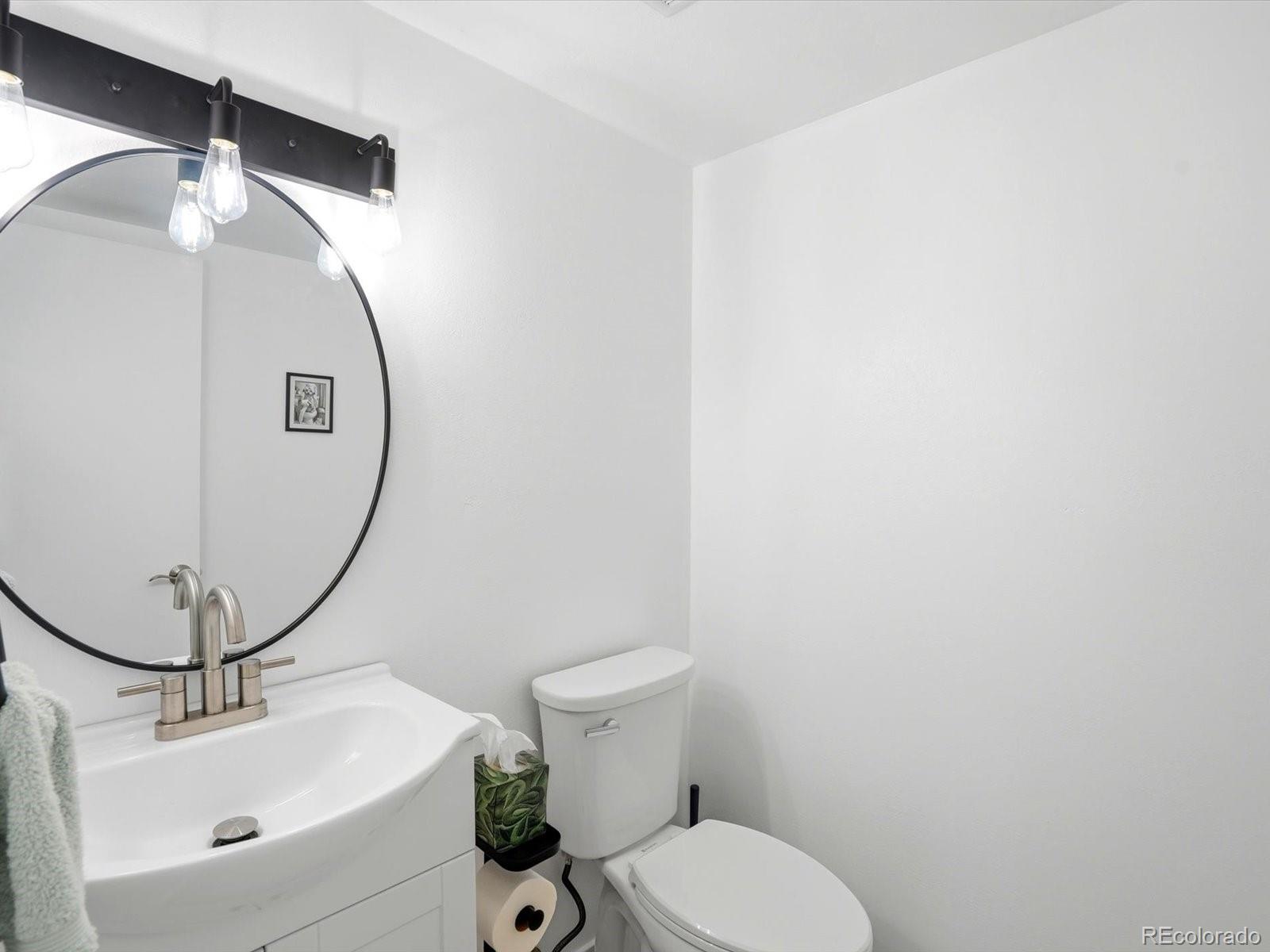 5910 W 108th Place