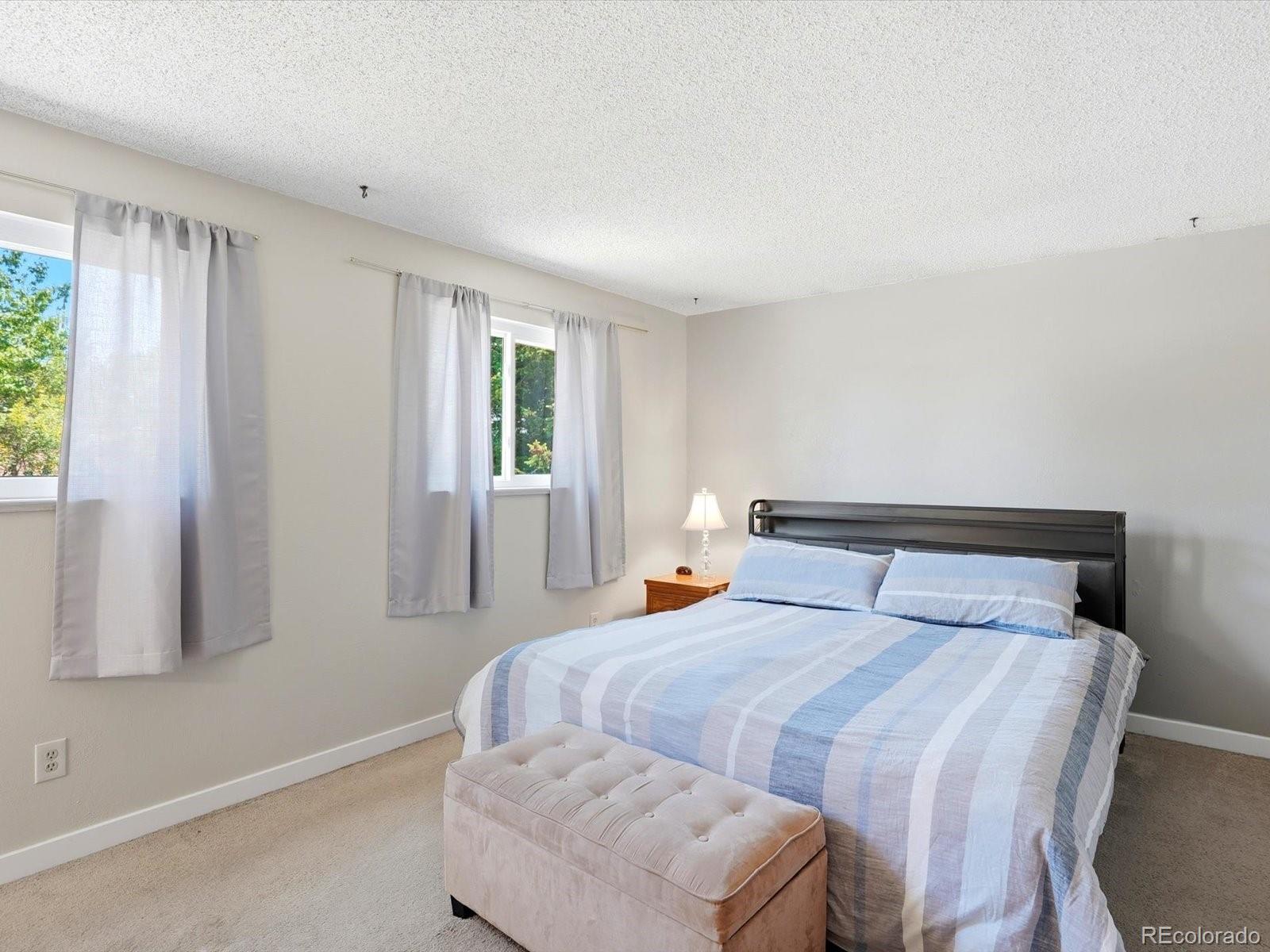 5910 W 108th Place