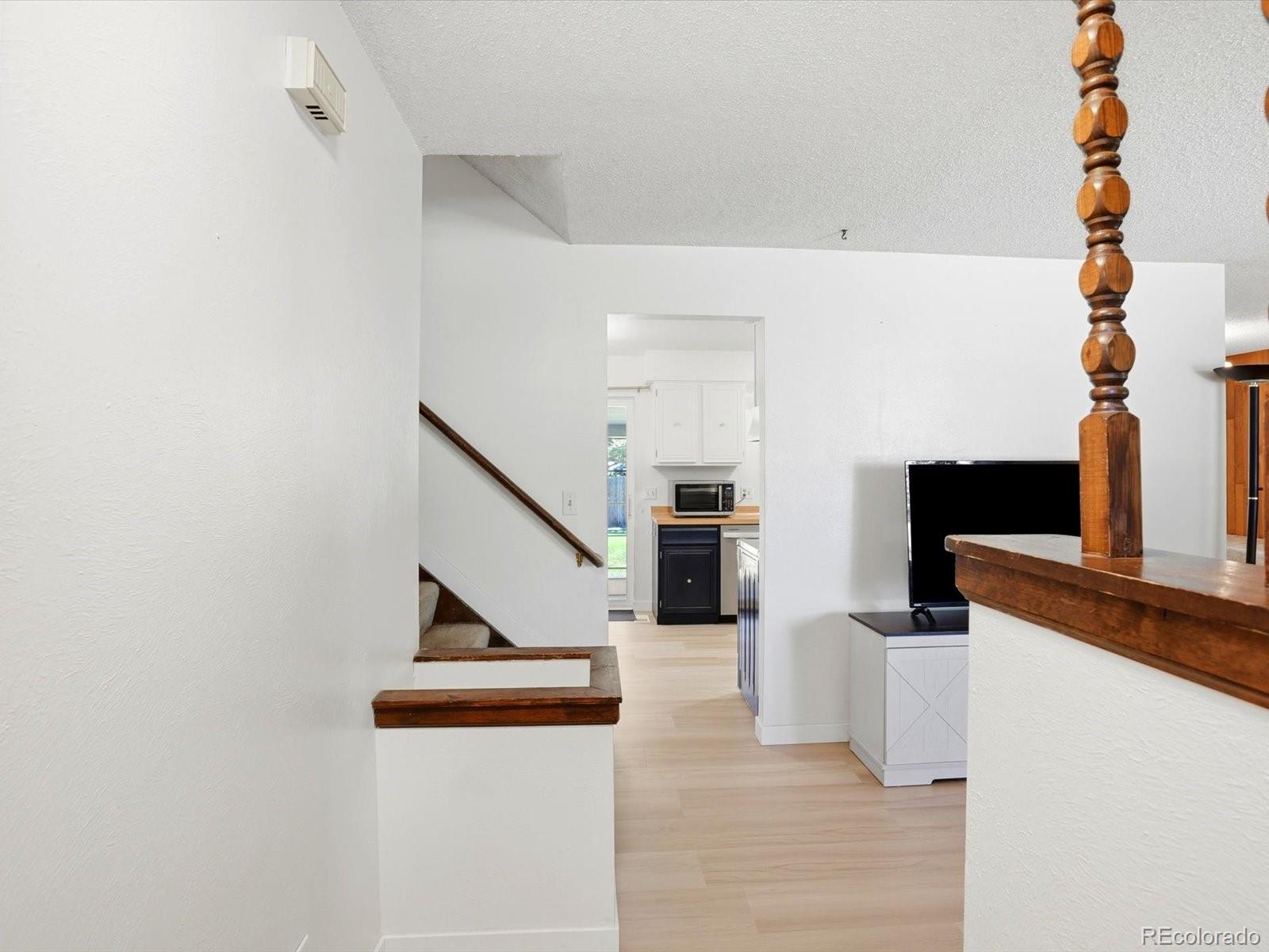 5910 W 108th Place