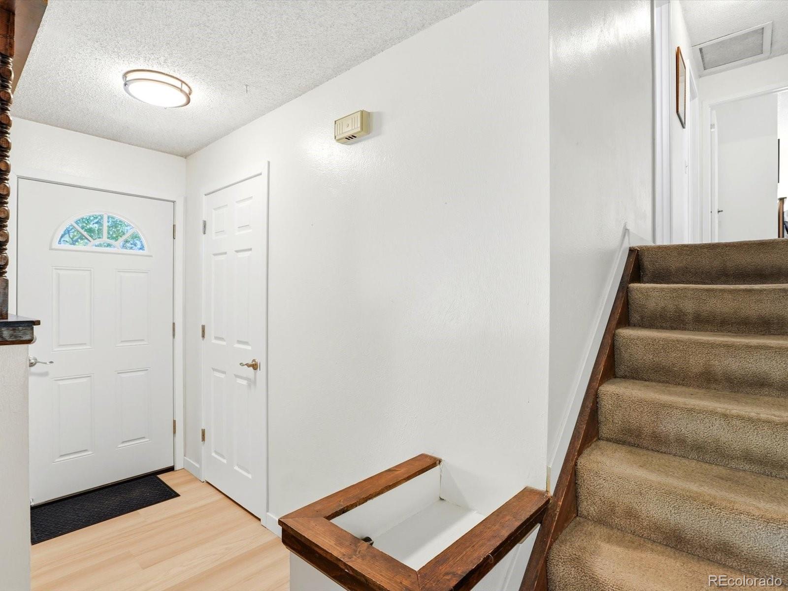 5910 W 108th Place