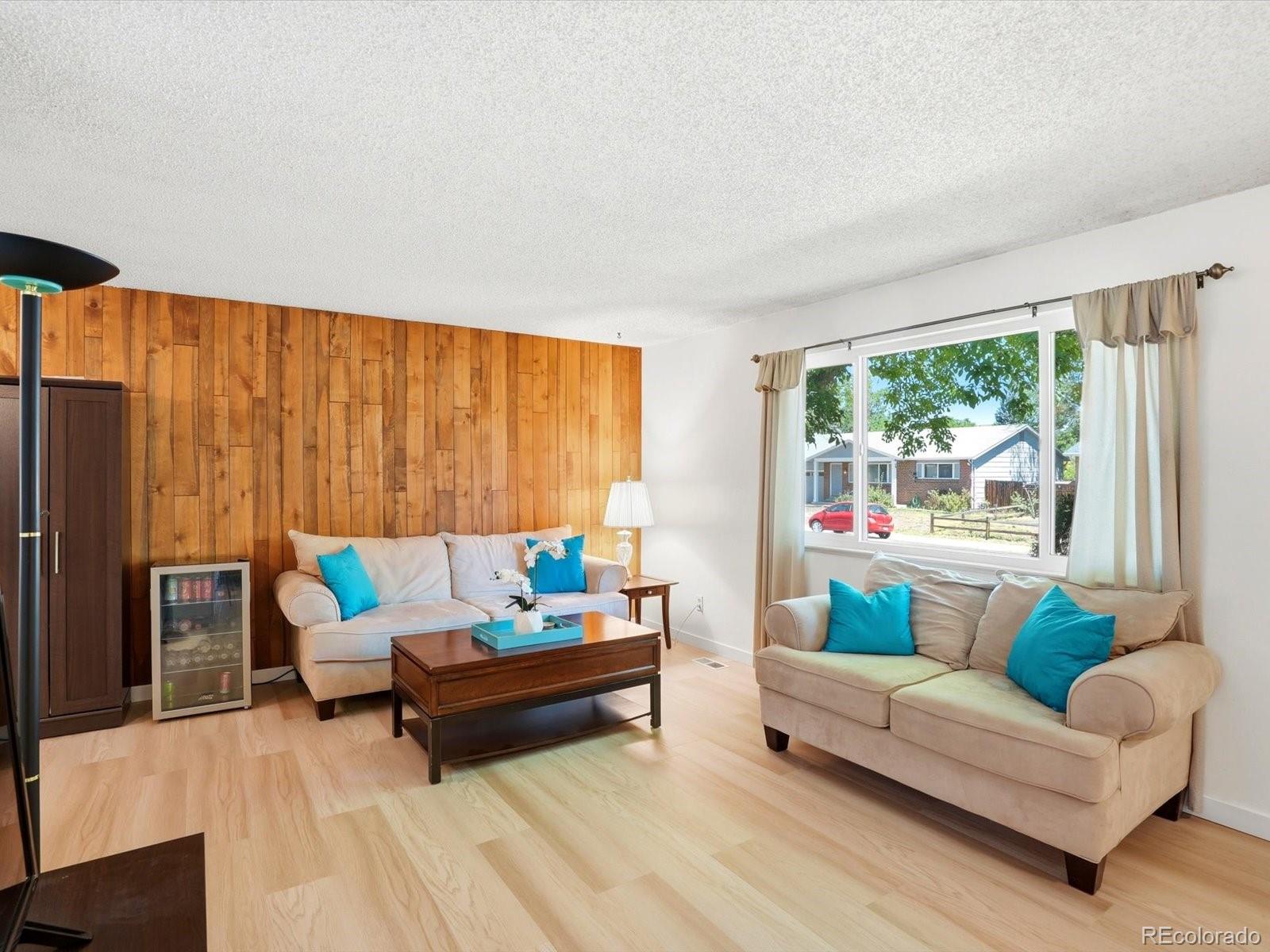 5910 W 108th Place