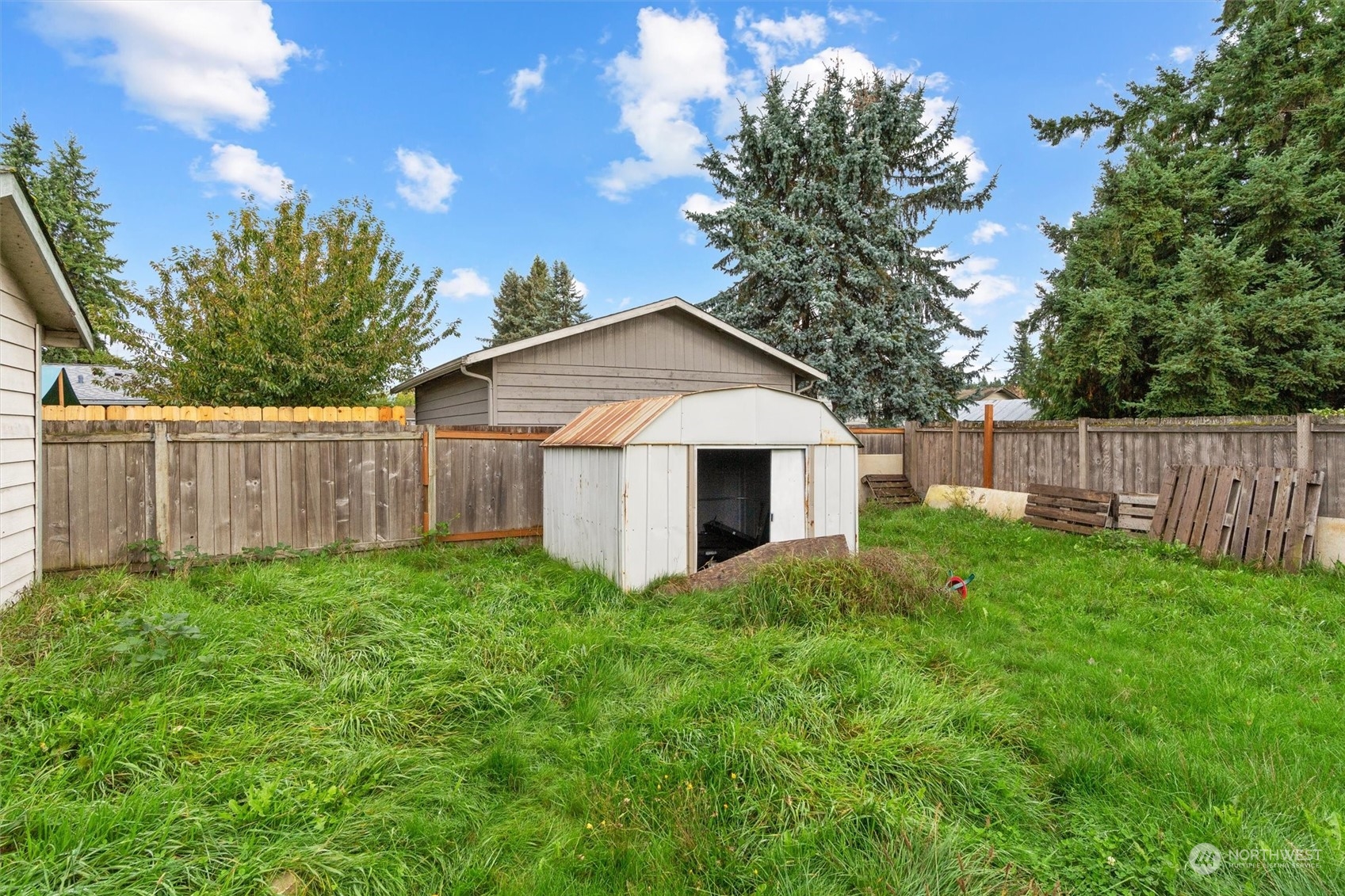 17629 34th Avenue NE
