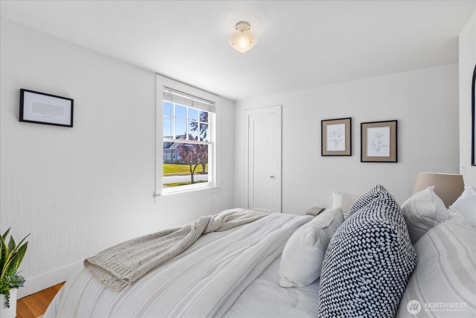 1010 Hoyt Avenue Unit: A-2