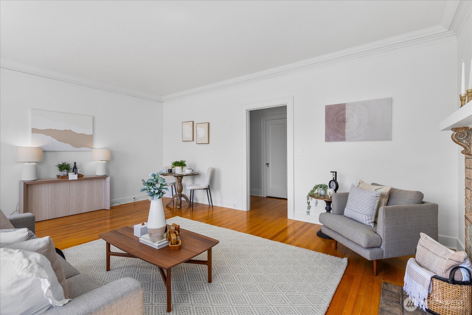 1010 Hoyt Avenue Unit: A-2