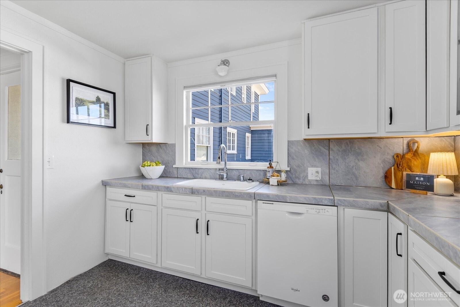 1010 Hoyt Avenue Unit: A-2