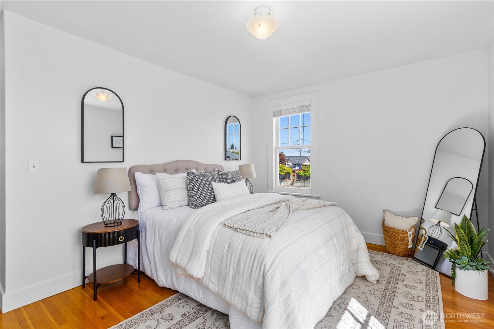 1010 Hoyt Avenue Unit: A-2