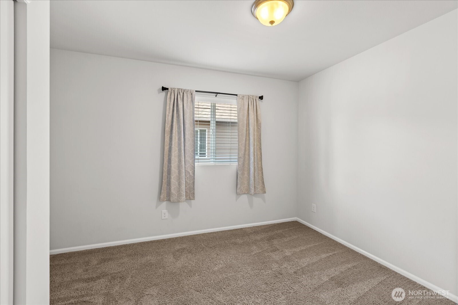 2535 167th Street Ct