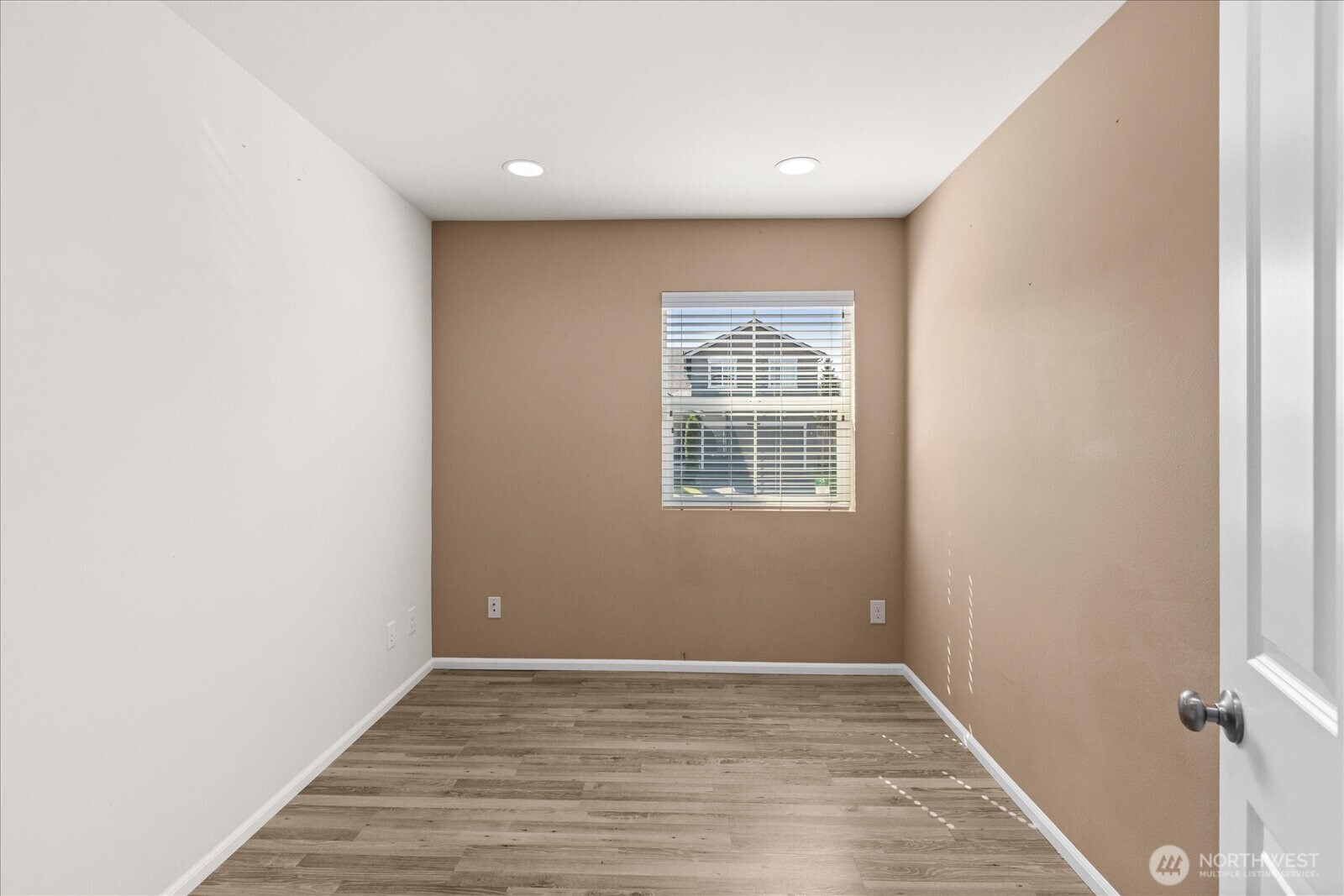 2535 167th Street Ct