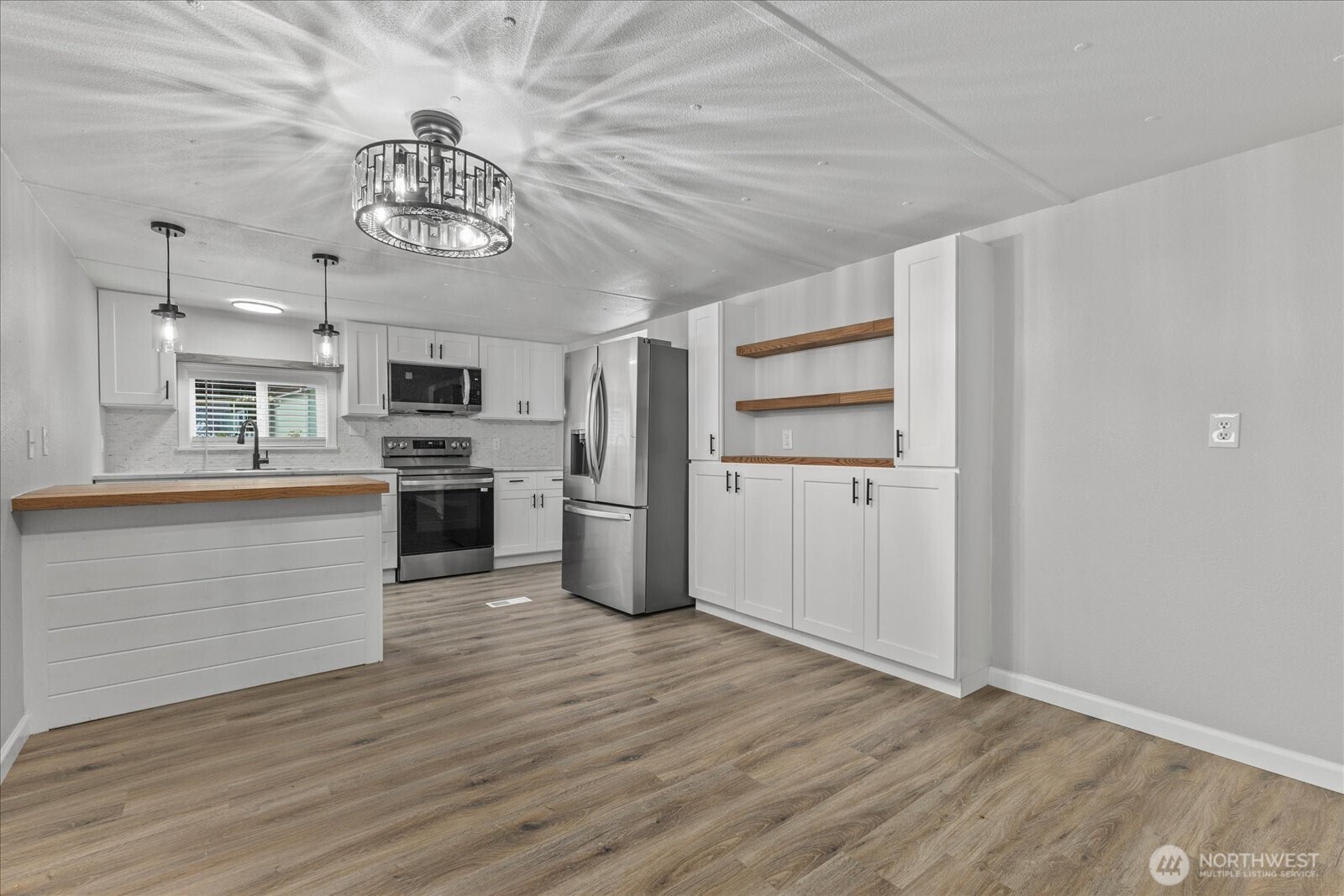 7701 Hardeson Road Unit: 37