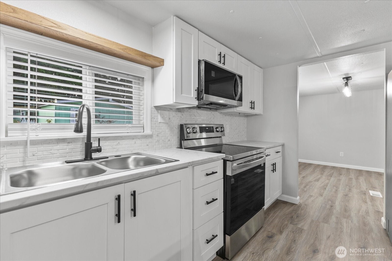 7701 Hardeson Road Unit: 37