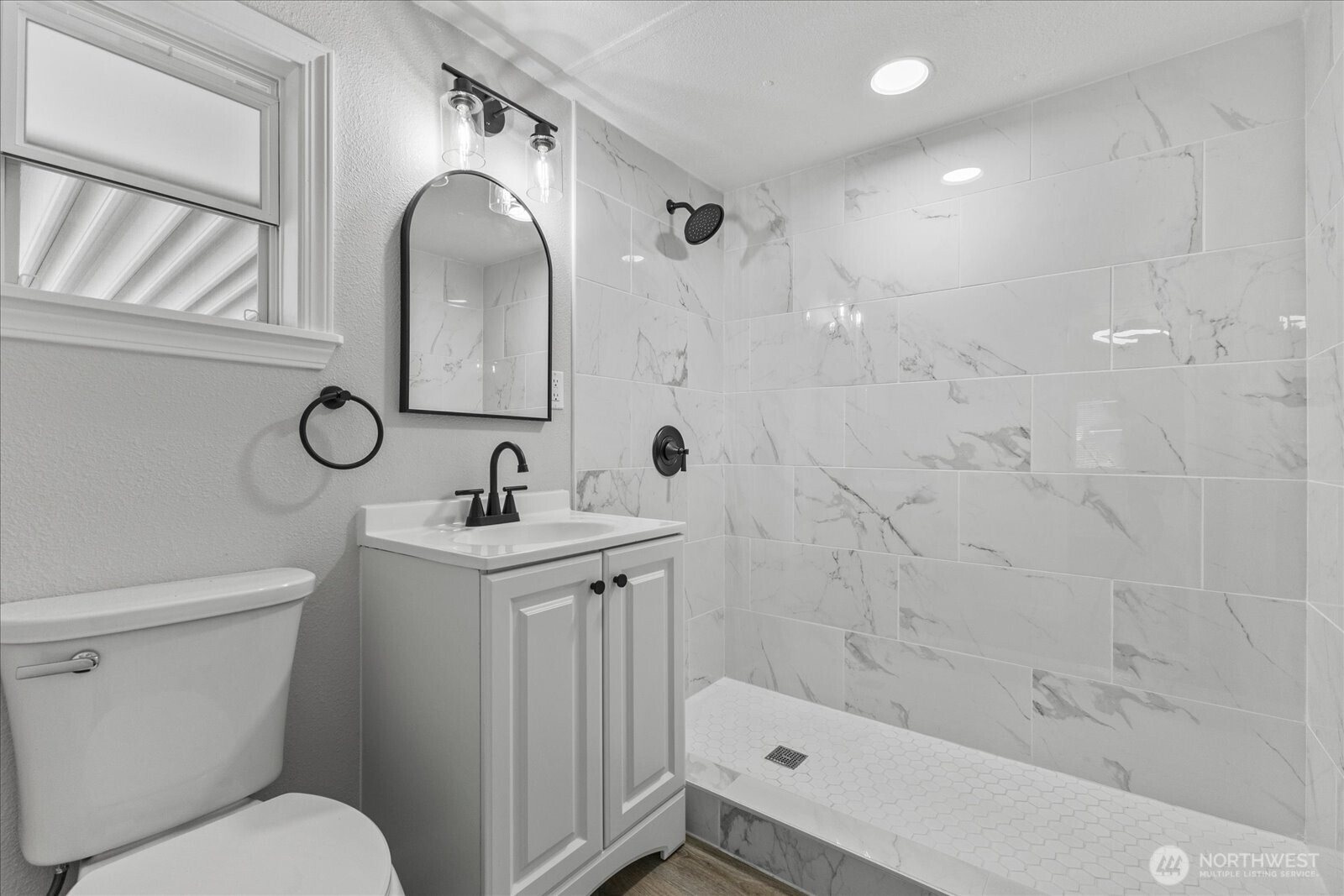 7701 Hardeson Road Unit: 37