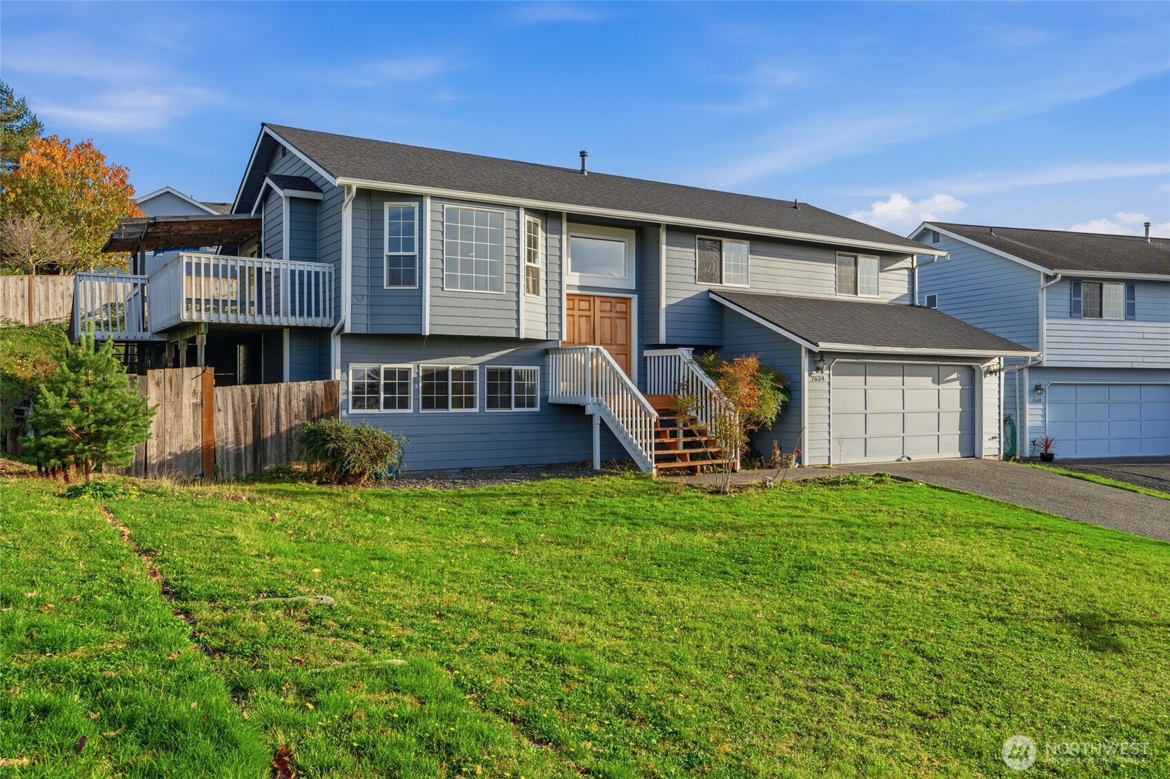 7634 70th Place NE