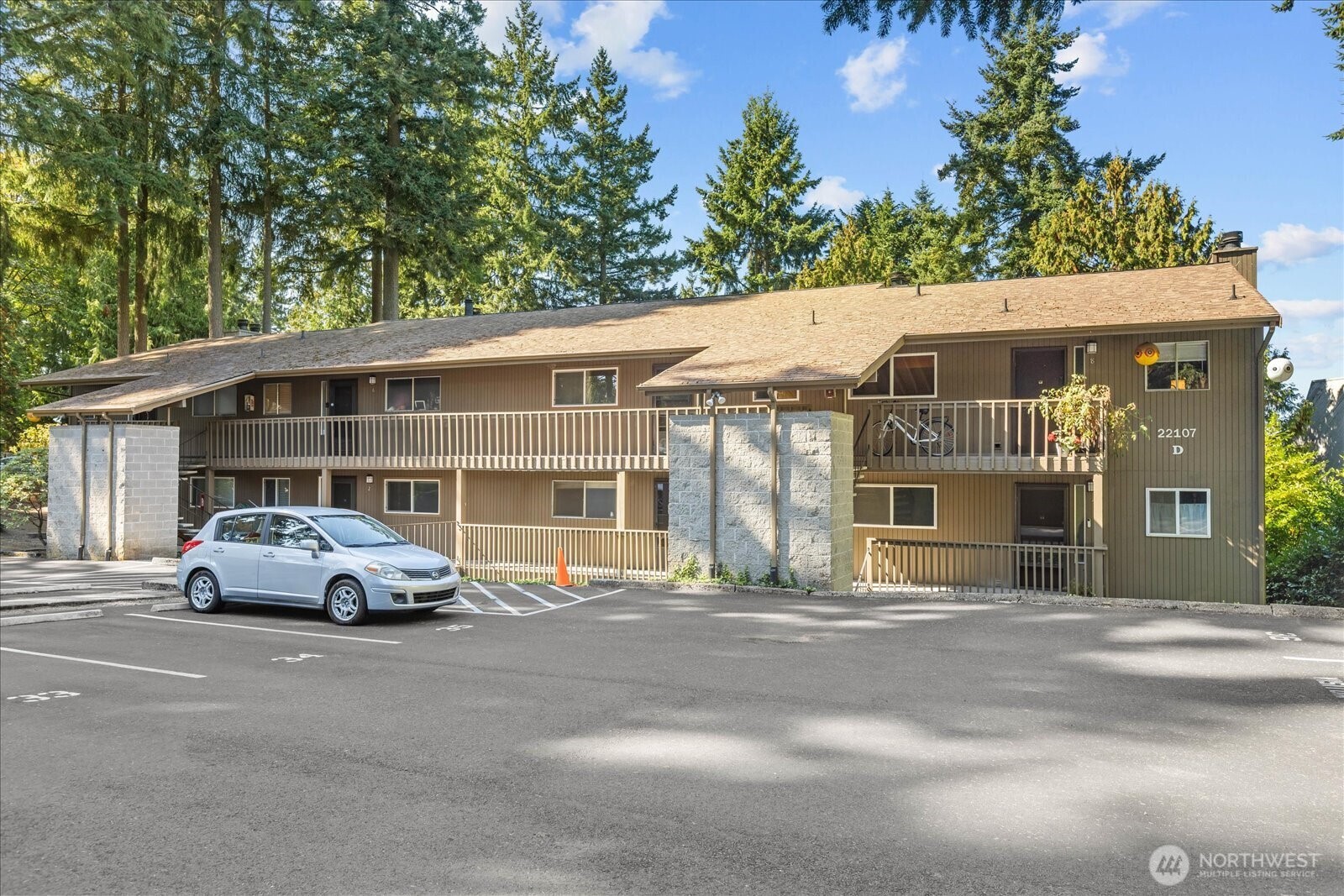 22107 66th Avenue W Unit: 10D